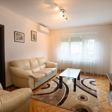 Апартамент За Гости Римски Терми Kyustendil Exterior foto